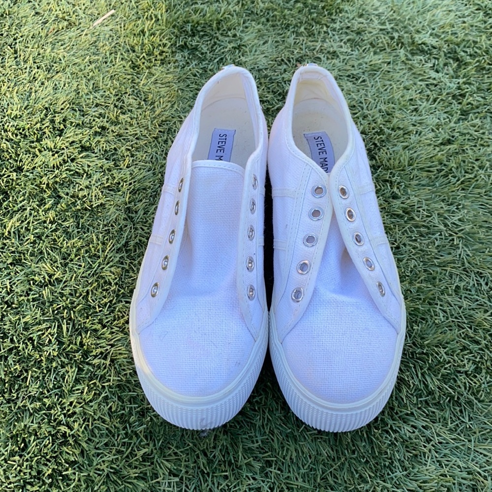 No laces but only 7 dollars